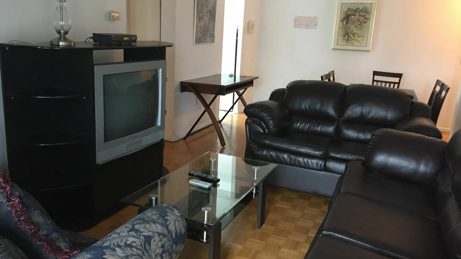 Toronto Furnished Living- Sherbourne Apartment